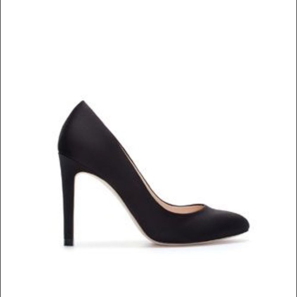 ZARA satin high heel pumps, in black, US 8 / EU 38